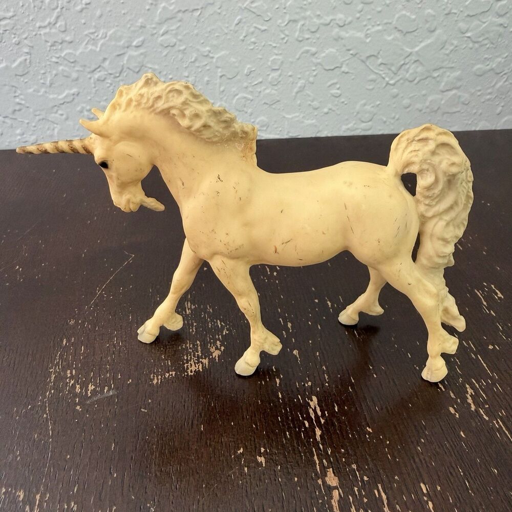 Breyer Retired Paddock Pals Unicorn #9020 Vintage Model Horse 6.5x4.5 1984-1994